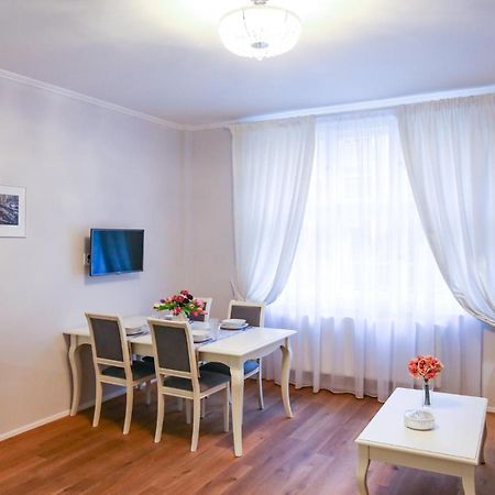 White & Gray Apartments Prague Luaran gambar