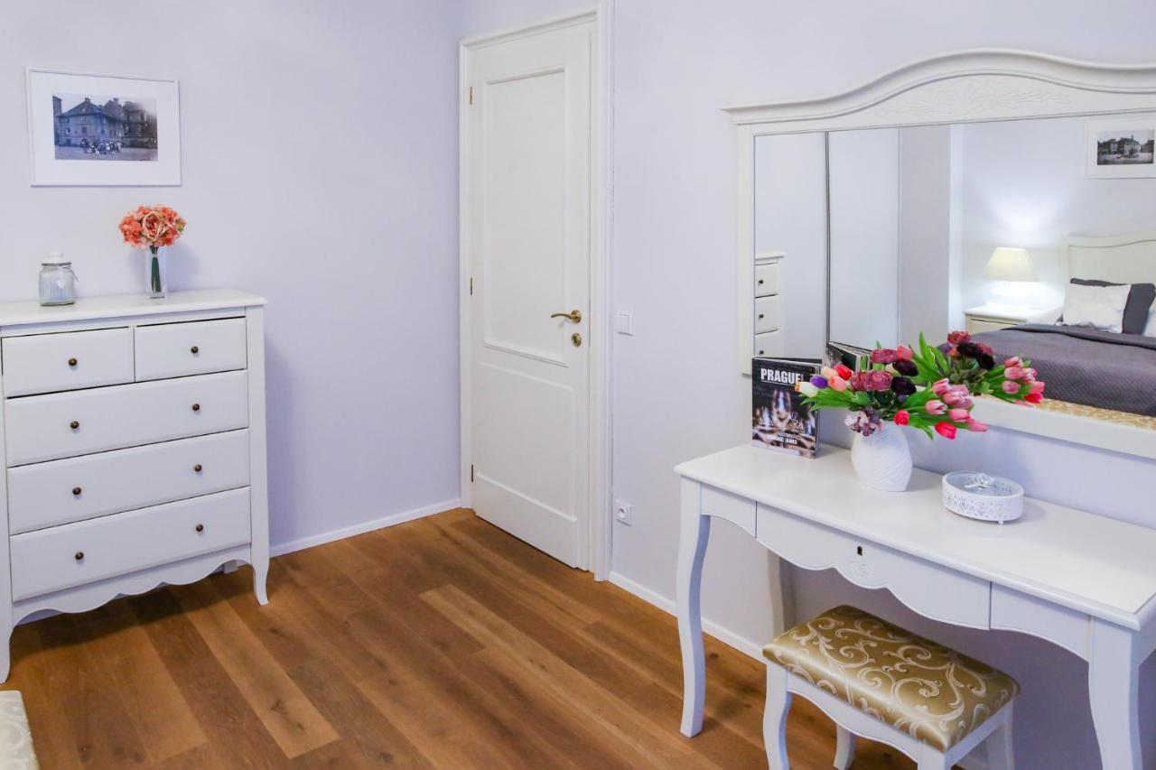 White & Gray Apartments Prague Luaran gambar