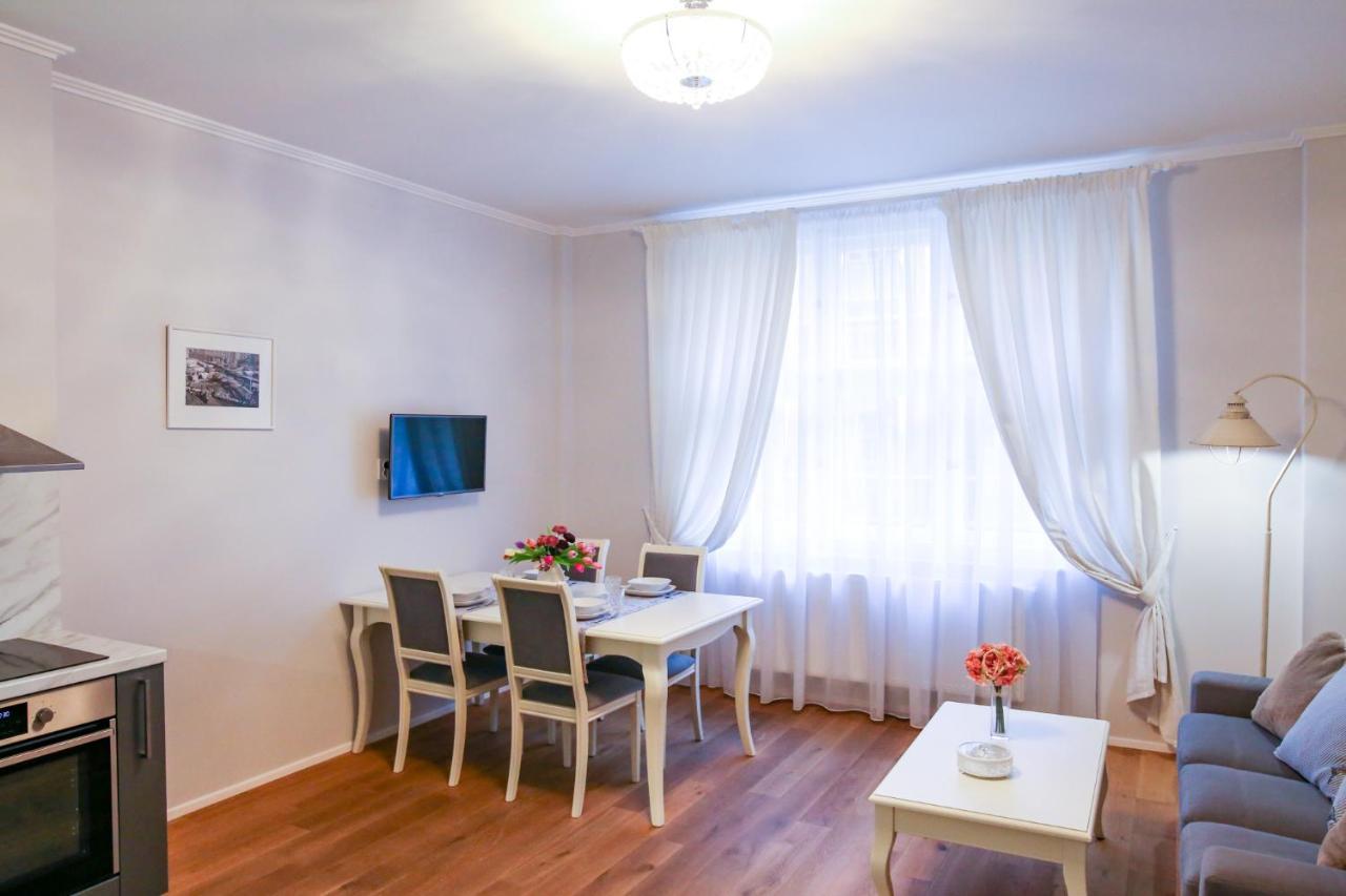 White & Gray Apartments Prague Luaran gambar